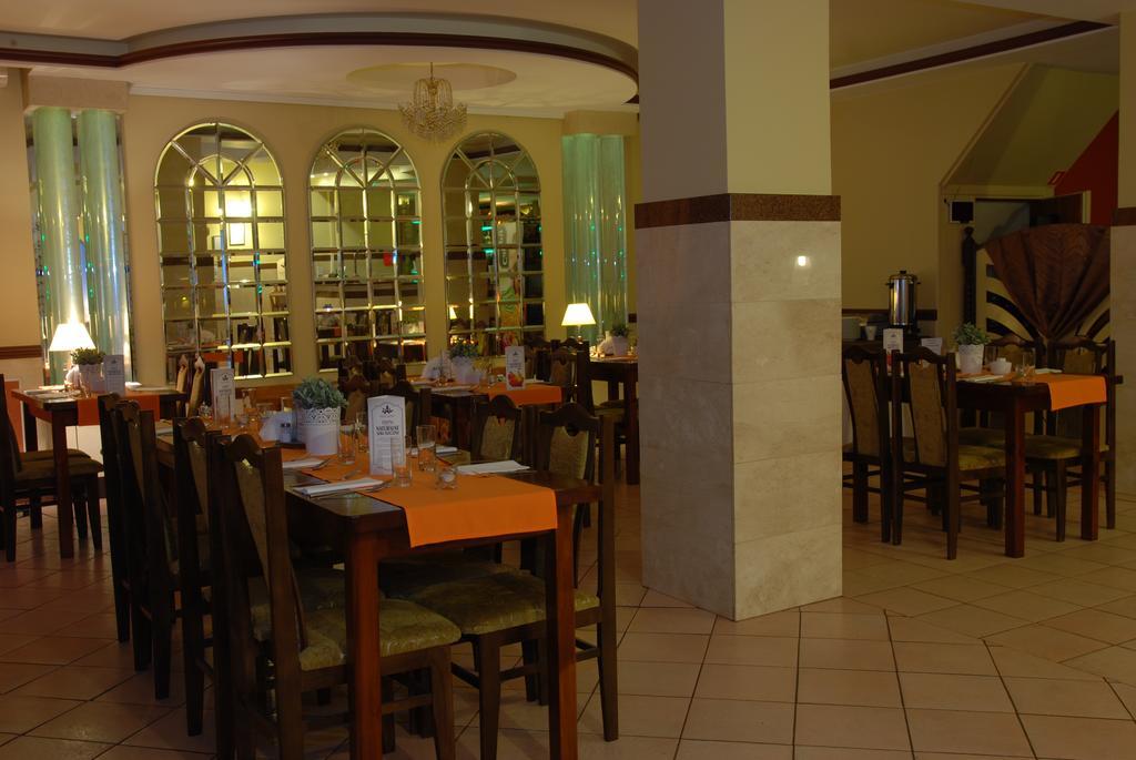 Hotel La-Musica เพียเซตชโน ภายนอก รูปภาพ